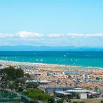 Comfy Seaside Flat Ideal For 5 Guests - Beahost